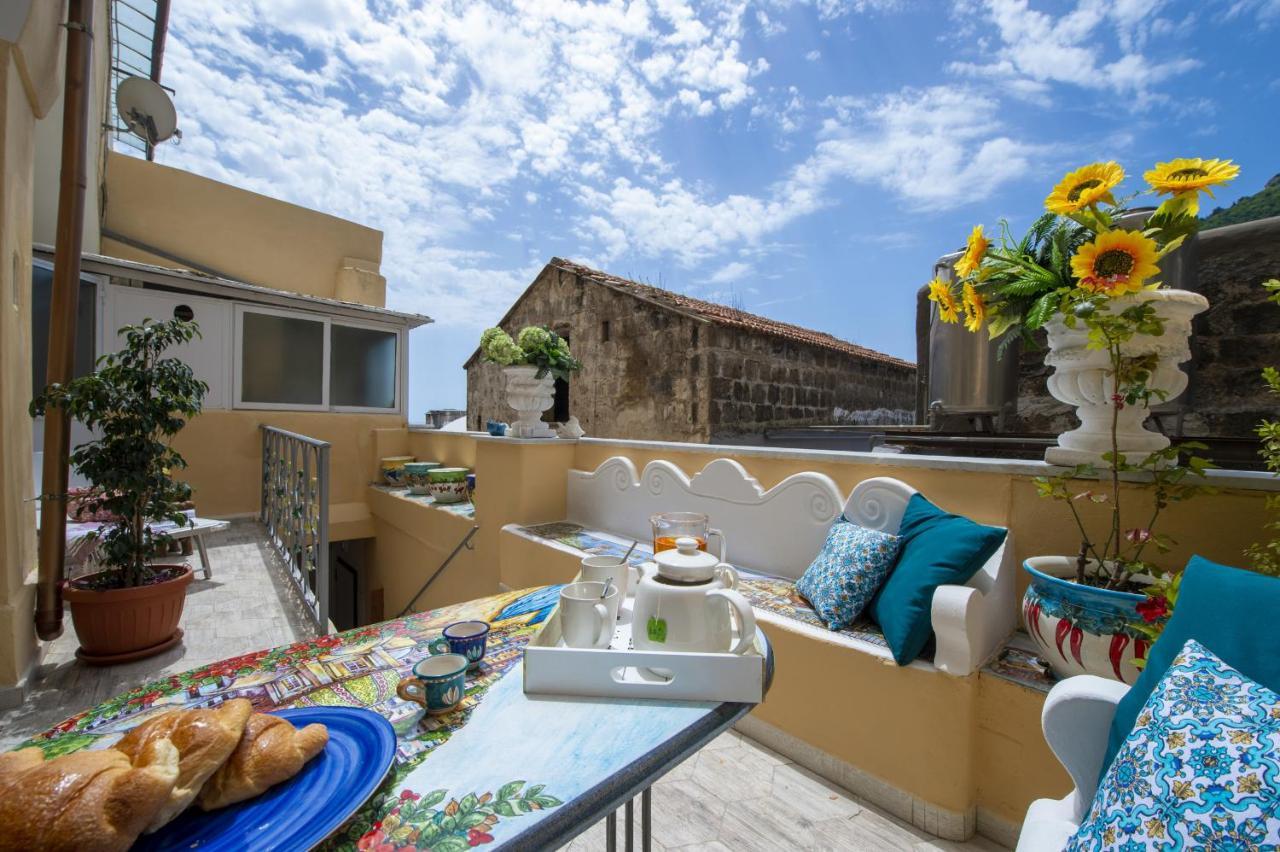 Amore Rentals - Casa Barbera B Positano Buitenkant foto